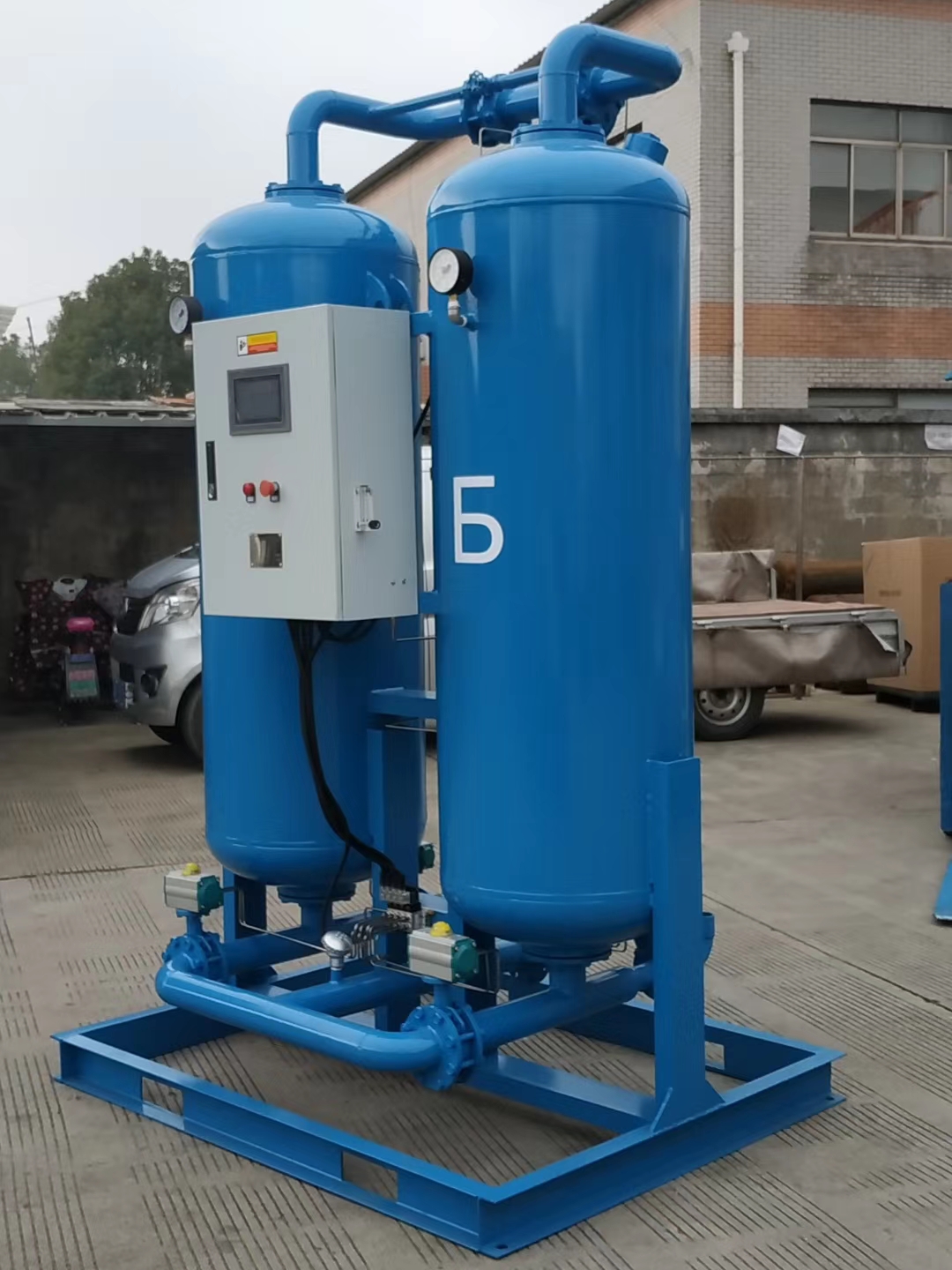 吸附式干燥機氧化鋁多久更換一次？